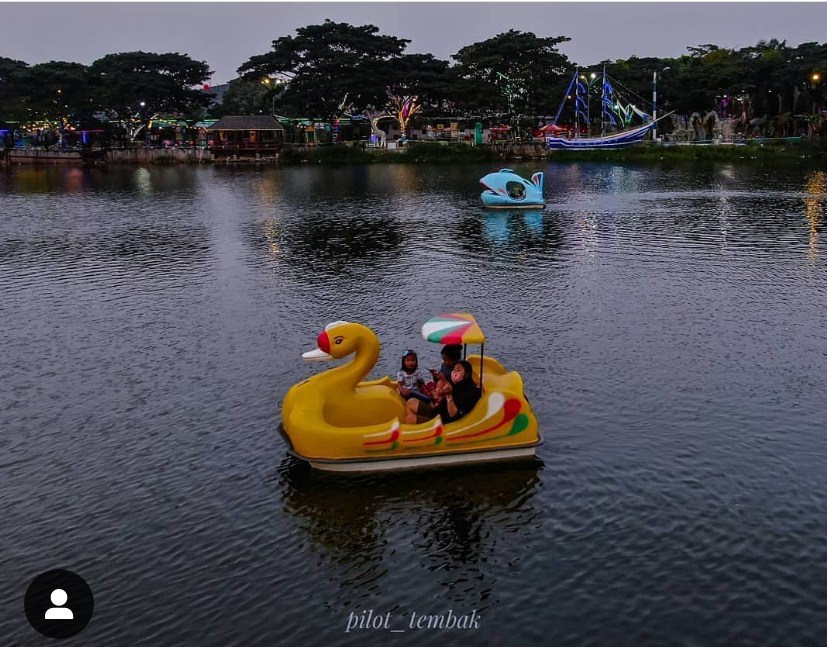 Danau Marakas Di Bekasi : Harga Tiket, Foto, Lokasi, Fasilitas Dan Spot ...